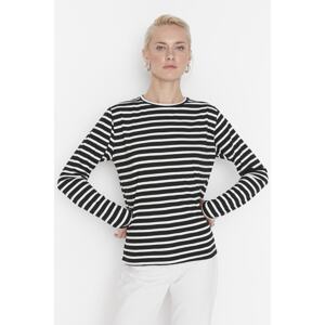 Trendyol Black Striped Regular/Normal Pattern Basic Crew Neck Knitted T-Shirt