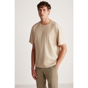 GRIMELANGE Leo Men's Regular Fit 100% Cotton T-shirt with Pockets and Ornamental Labels