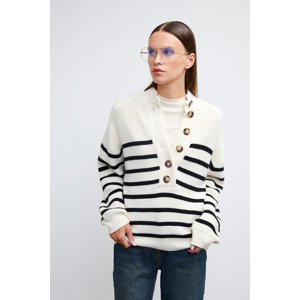 VATKALI Buttoned knit sweater