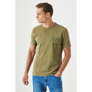 ALTINYILDIZ CLASSICS Men's Khaki Slim Fit Slim Fit T-Shirt with a Crew Neck 100% Cotton Printed.