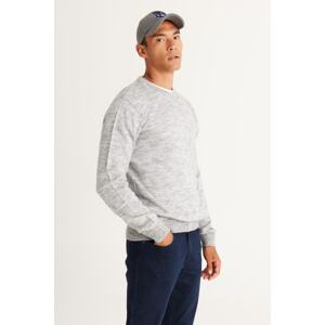 AC&Co / Altınyıldız Classics Men's Gray Melange Standard Fit Normal Cut Crew Neck Jacquard Knitwear Sweater.