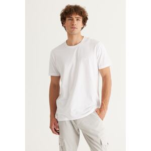 AC&Co / Altınyıldız Classics 100% Organic Cotton Men's White Slim Fit Slim Fit Crewneck T-Shirt.