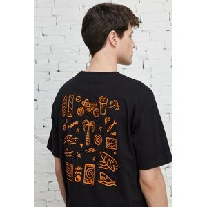 AC&Co / Altınyıldız Classics Men's Black Boxy Fit Crew Neck 100% Cotton Printed T-Shirt