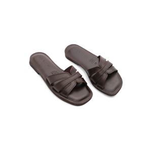 Marjin Women's Genuine Leather with Eva Sole. Daily Slippers. Generic Brown.