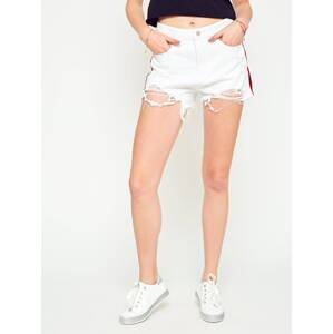 Denim shorts decorated with a stripe white