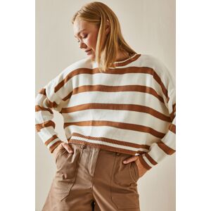 XHAN Green Crew Neck Striped Crop Sweater