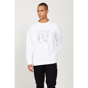 AC&Co / Altınyıldız Classics Men's White Oversized Loose Fit Crew Neck Printed Comfortable Sweatshirt.