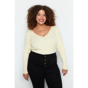 Trendyol Curve Ecru V-Neck Fitted Blouse with a Rivet Knitwear