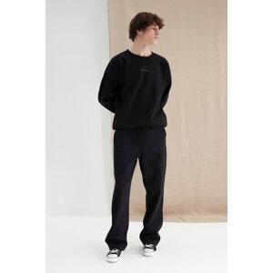 Trendyol Men's Black More Sustainable Oversize/Wide Fit Pocket Textured Fabric Detail Sweatpants