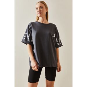 XHAN Smoky Crew Neck Text Oversize T-Shirt 4KXK1-47896-33