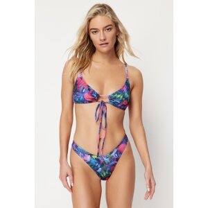 Trendyol Floral Patterned V-Cut Bikini Bottom