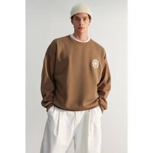 Trendyol Men's Dark Brown Oversize/Wide Cut Floral Embroidery Fleece Cotton Sweatshirt