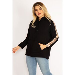 Şans Women's Plus Size Black Gold Sleeve Stripe Detailed Hooded Kangaroo Pocket Sweatshirt