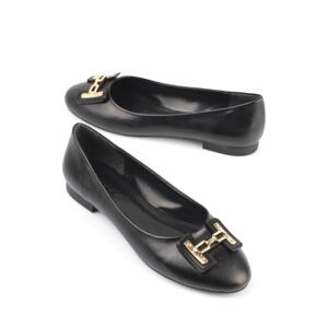 Capone Outfitters Women's Round Toe H Accessory Flats