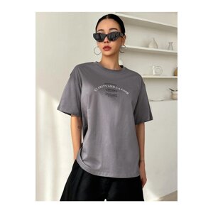 Know Women's Smoked Clarity And Candor Printed Oversized T-shirt.